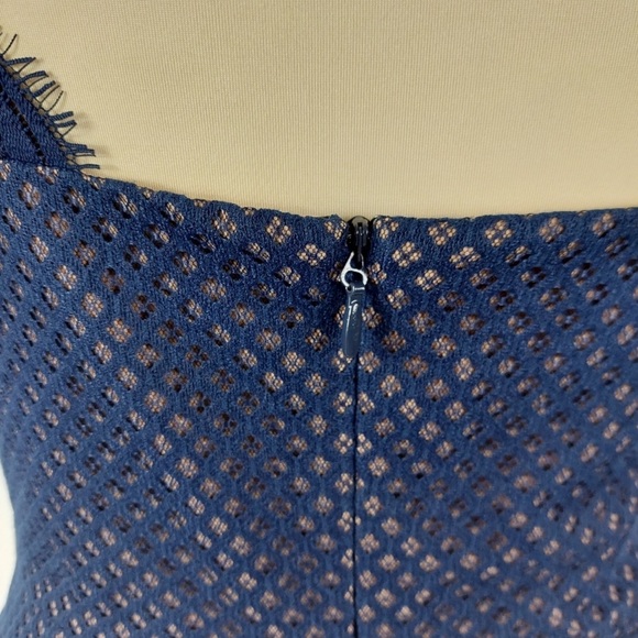 BCBGMAXAZRIA Alisha One Shoulder Navy Lace Dress Size 8 Pristine Condition - Picture 10 of 15